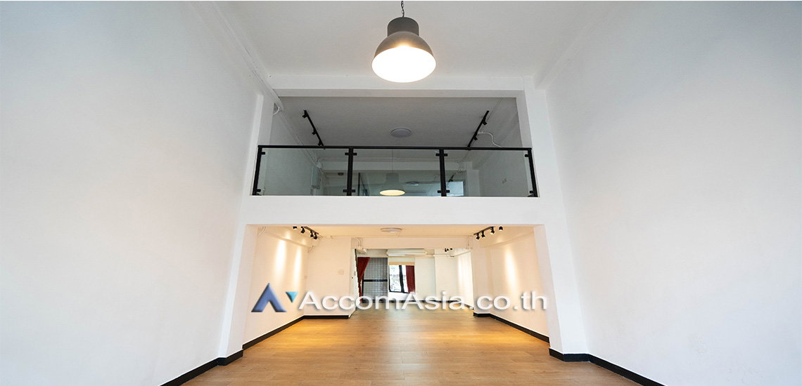 รูป 🔼🔽 AccomA 📩 Townhouse with Home Office setup and 3 Bedrooms near MRT Lumphini (AA16931) - รูปที่ 4/18