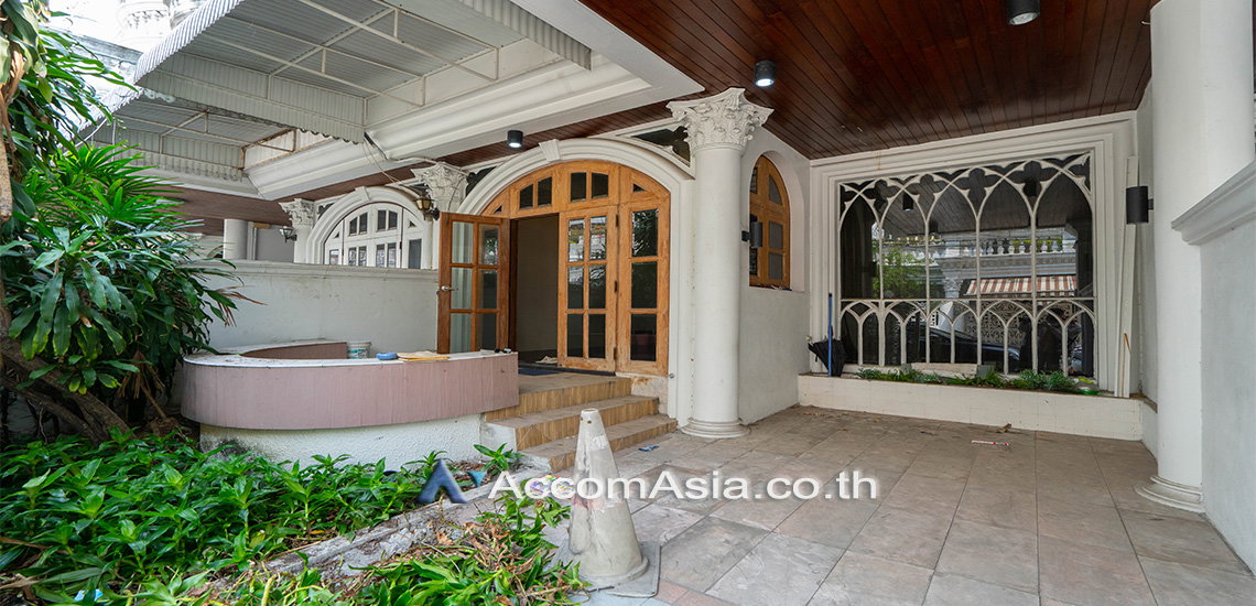 รูป 🔼🔽 AccomA 📩 Pet friendly 5 BR House @Ekkamai Villas (AA17168) - รูปที่ 1/17