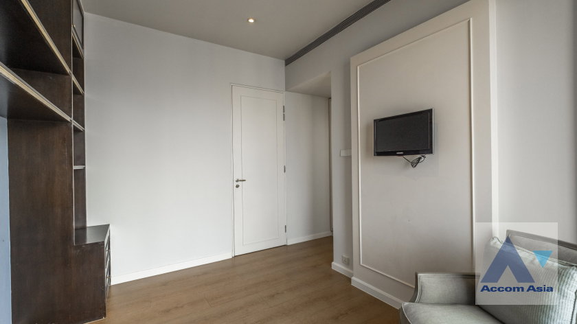 picture 🔼🔽 AccomA 📩  Elegant built-in condo with city view in Sathorn (AA32613) - 15/20