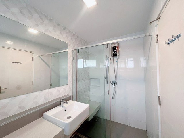 รูป HR3359FOR RENT ชัยพฤกษ์ บางนา กม.7 (Land & Houses) ติด Mega Bangna เพียง 600 ม. | แต่งสวย เฟอร์ฯ ครบ พร้อมเข้าอยู่ - รูปที่ 12/26