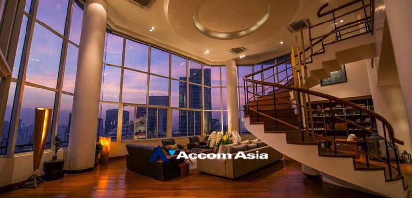 picture 🔼🔽 AccomA 📩 Moon Tower - 8/17