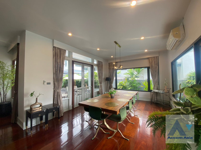 picture 🔼🔽 AccomA 📩 Private Swimming Pool 5 BR House in Khlong Tan Nuea (610024) - 6/20