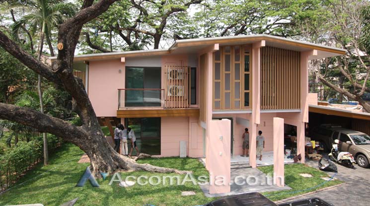 picture 🔼🔽 AccomA 📩  Nature-inspired home in lush compound with pool and family space (5005703) - 2/16