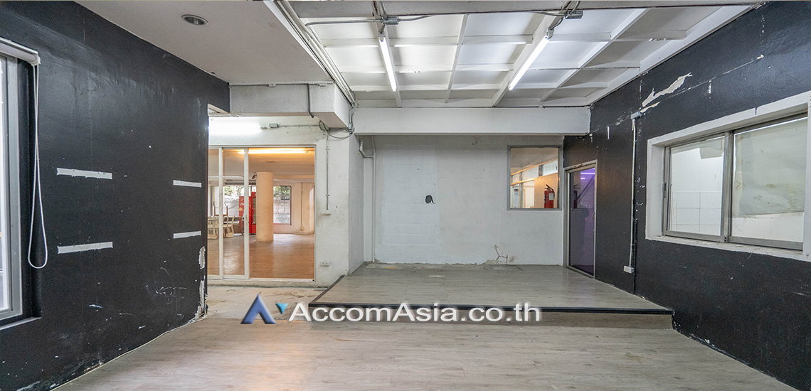 picture 🔼🔽 AccomA 📩 Pet friendly,Home Office 3 BR House in  Lumphini (AA29858) - 2/14