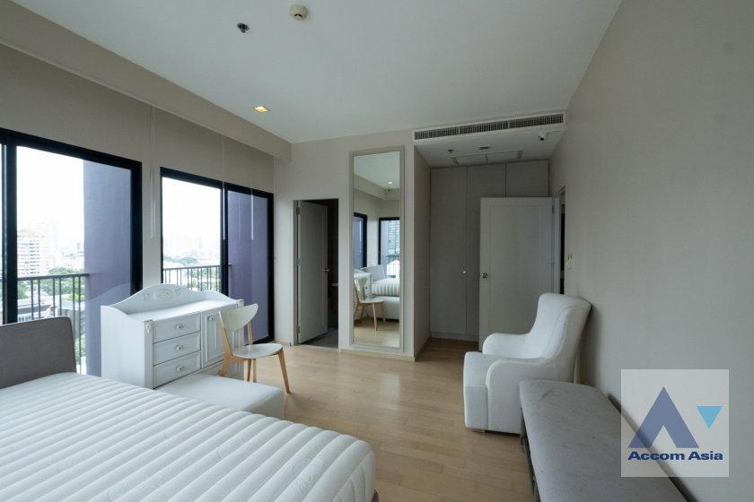 รูป 🔼🔽 AccomA 📩 Modern corner unit with city views at Noble Reveal (AA33082) - รูปที่ 13/18