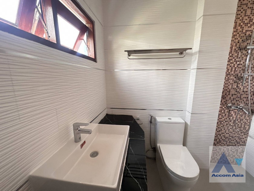 รูป 🔼🔽 AccomA 📩  4 BR Townhouse @ (AA42425) - รูปที่ 15/16