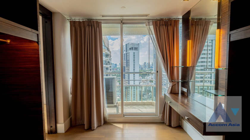 รูป 🔼🔽 AccomA 📩 Luxury Condominium with Panoramic City View and Stylish Bedrooms (AA25909) - รูปที่ 18/20