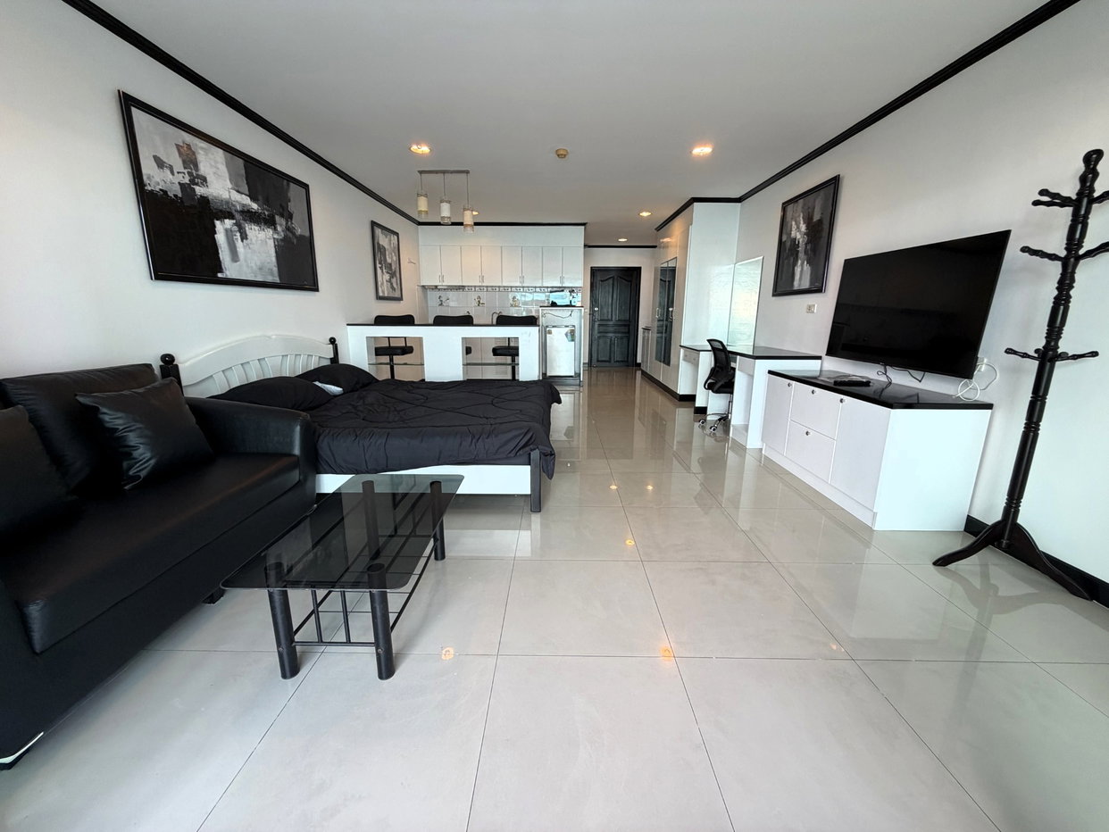 รูป 1 Bedroom Condo for Rent at Platinum Suites in Thepprasit Pattaya - รูปที่ 1/17