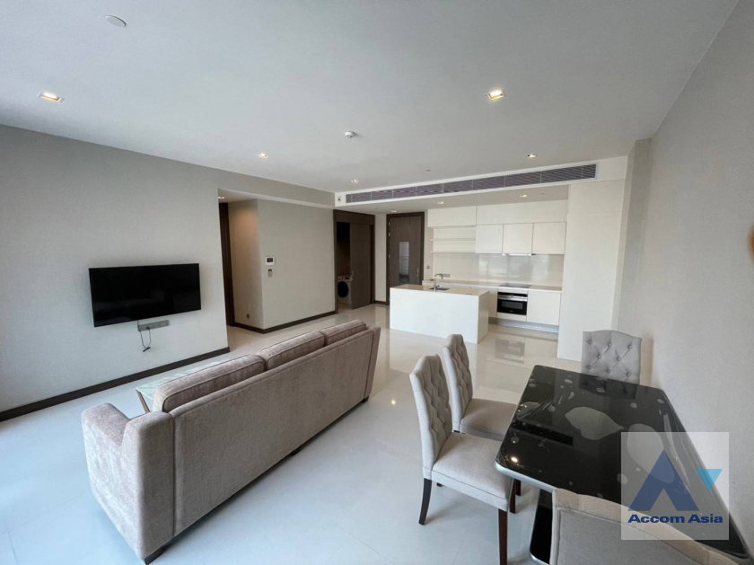 รูป 🔼🔽 AccomA 📩 Minimalist condominium with Bright Interiors and Balcony in Sukhumvit (AA26855) - รูปที่ 2/8
