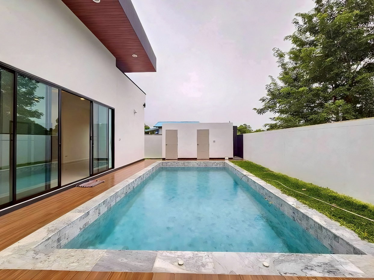 รูป New Pool Villa House for Sale in East Pattaya - รูปที่ 2/16