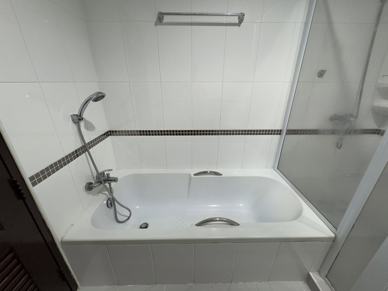 รูป 1 Bedroom Condo for Rent at Platinum Suites in Thepprasit Pattaya - รูปที่ 12/16