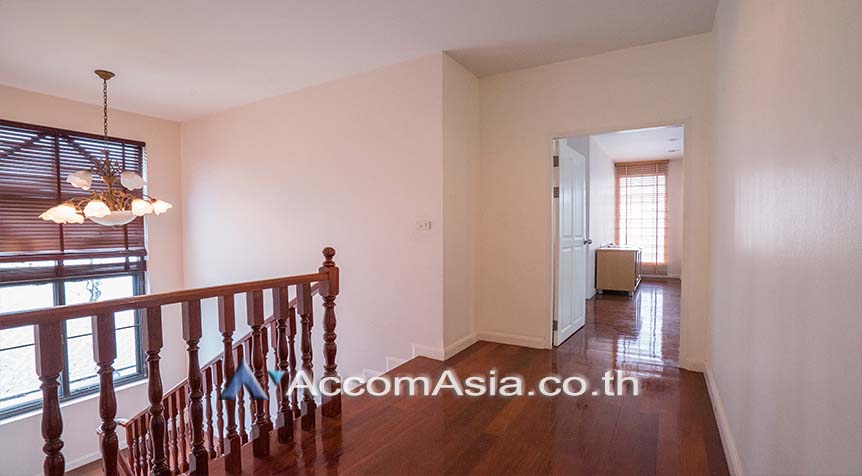 รูป 🔼🔽 AccomA 📩  Family-friendly house with private pool and garden in Sathorn (AA27509) - รูปที่ 15/20