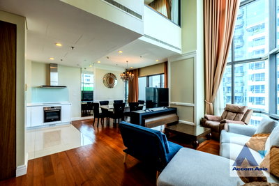 คอนโดให้เช่า : 🔼🔽 AccomA 📩 Duplex Condo 3 BR Condominium @Bright Sukhumvit 24 (AA31029)