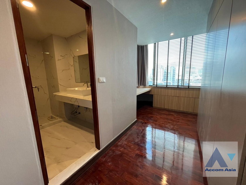 picture 🔼🔽 AccomA 📩  3 BR Condominium @The Concord (AA40676) - 16/18