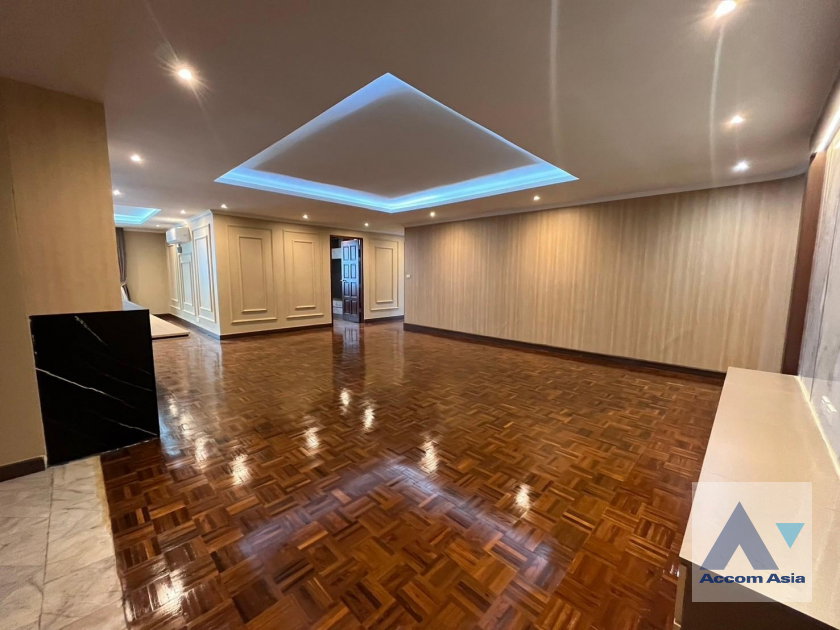 picture 🔼🔽 AccomA 📩  3 BR Condominium @The Concord (AA40676) - 5/18