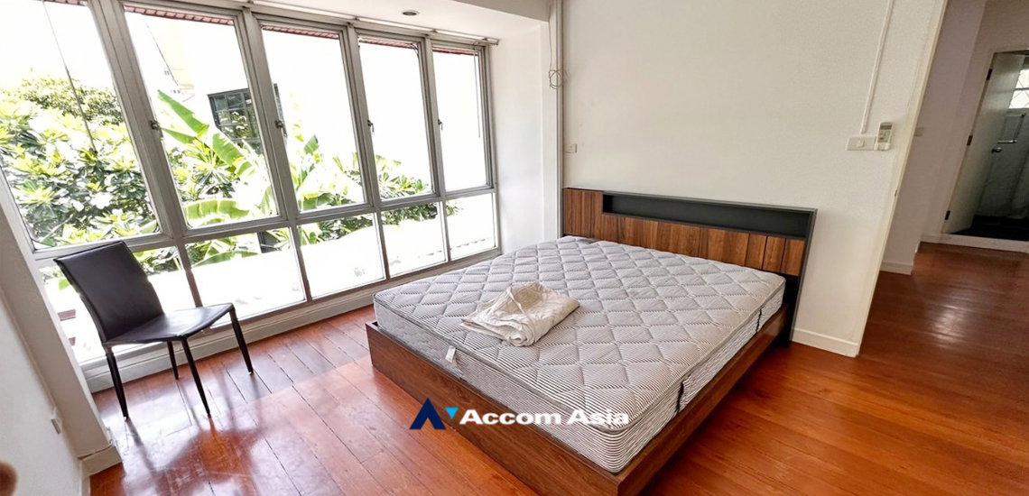 picture 🔼🔽 AccomA 📩 Pet friendly,Private Swimming Pool 4 BR House in Phra Khanong Nuea (AA25133) - 12/20