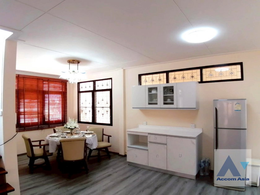รูป 🔼🔽 AccomA 📩 Spacious house with classic charm and greenery in Sathorn (1714115) - รูปที่ 14/20