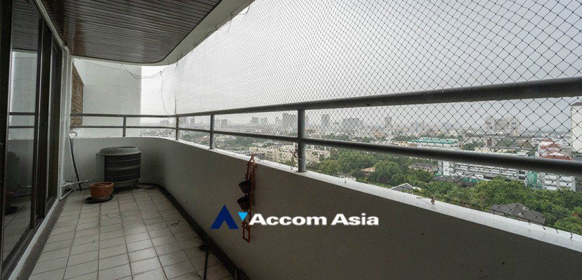 รูป 🔼🔽 AccomA 📩 Warm-tone condominium with built-in closets and open view balcony (28612) - รูปที่ 15/15