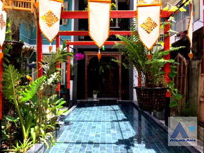 Houses for rent BTS Surasak : 🔼🔽 AccomA 📩 Pet friendly,Private Swimming Pool 3 BR House in Suriyawong (AA41796)