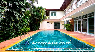 Houses for rent Market Place Nanglinchee : 🔼🔽 AccomA 📩 Pet friendly 4 BR House @Privacy House  in Compound (50066)