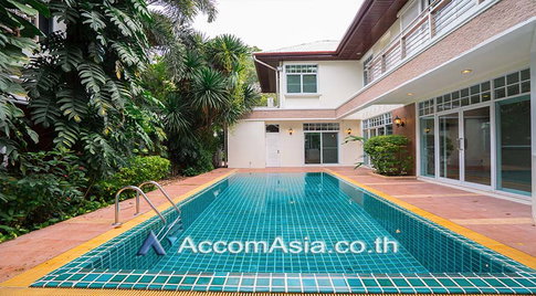 🔼🔽 AccomA 📩 Pet friendly 4 BR House @Privacy House  in Compound (50066)