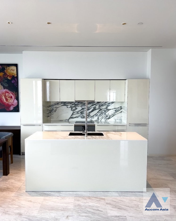 picture 🔼🔽 AccomA 📩 Balcony with Panoramic Chao Phraya River and City View ( AA41545 ) - 8/17