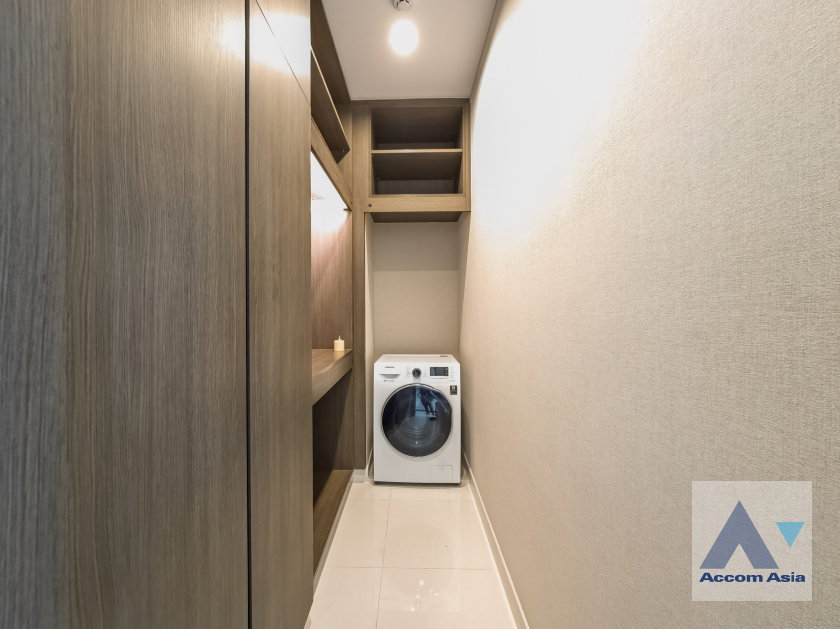 รูป 🔼🔽 AccomA 📩 Modern condominium with City Views and Open Layout in Sukhumvit (AA42976) - รูปที่ 19/20