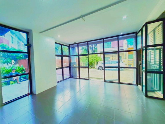 รูป ทาวน์โฮม 3 ชั้นหลังมุม 3 นอน 4 น้ำ MRTแจ้งวัฒนะ ปากเกร็ด28 500 ม. 38ตร.ว. 380ตร.ม. ป.ป.ท. ใกล้เซ็นทรัล แจ้งวัฒนะ 550 ม. - รูปที่ 3/8