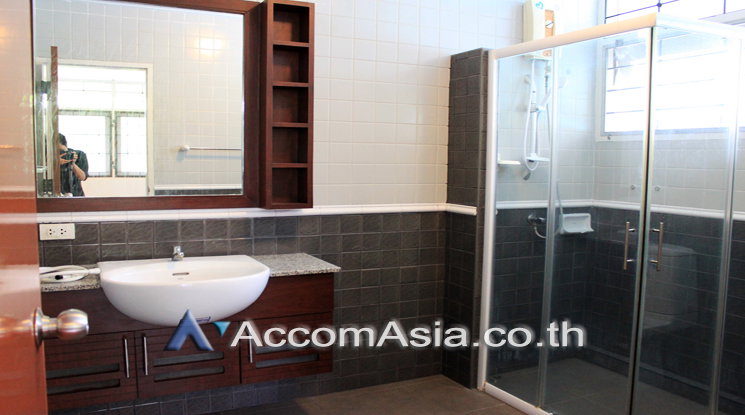 รูป 🔼🔽 AccomA 📩 Private garden house with teak floors near Phra Khanong BTS (2319603) - รูปที่ 16/20