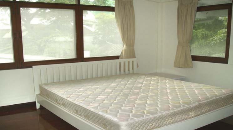 picture 🔼🔽 AccomA 📩  3 BR House in Klong Tan (2029501) - 6/9