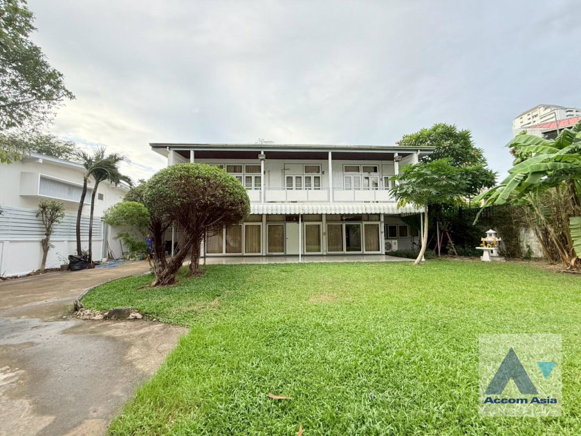 picture 🔼🔽 AccomA 📩 Home Office 3 BR House in Khlong Toei Nuea (99503) - 2/20