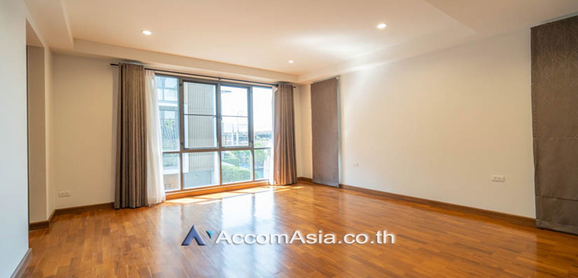picture 🔼🔽 AccomA 📩 Pet friendly 5 BR House @House in Compound (AA24774) - 10/16