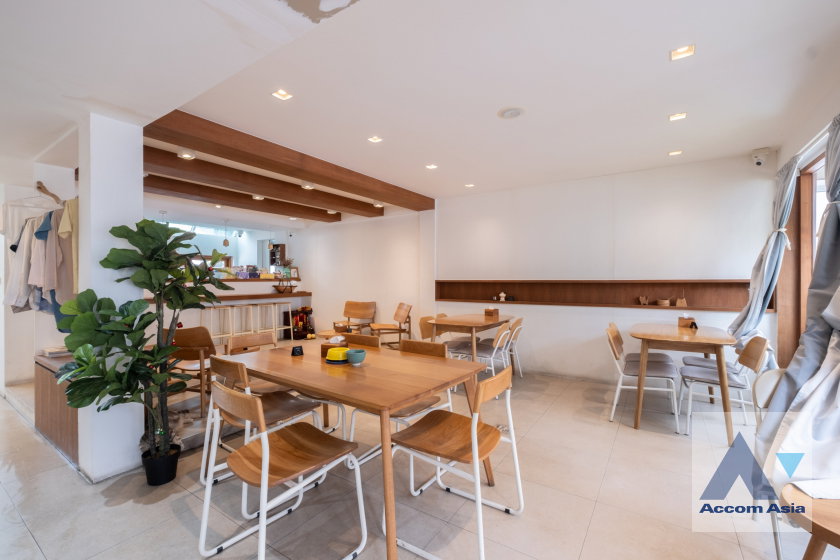 รูป 🔼🔽 AccomA 📩  2 BR House in Khlong Tan Nuea (AA33847) - รูปที่ 2/20