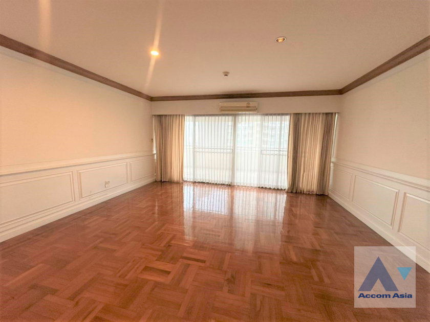 picture 🔼🔽 AccomA 📩  4 BR Condominium @Tower Park (21328) - 19/20
