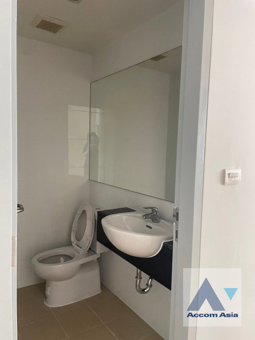 รูป 🔼🔽 AccomA 📩  4 BR House in Chom Phon (AA35914) - รูปที่ 12/12