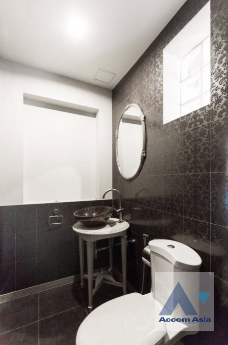 picture 🔼🔽 AccomA 📩 Pink-Themed Home with Artistic Character (1914114) - 19/20