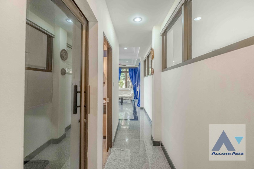 picture 🔼🔽 AccomA 📩 Pet friendly 4 BR House in Bang Chak (AA36596) - 8/20