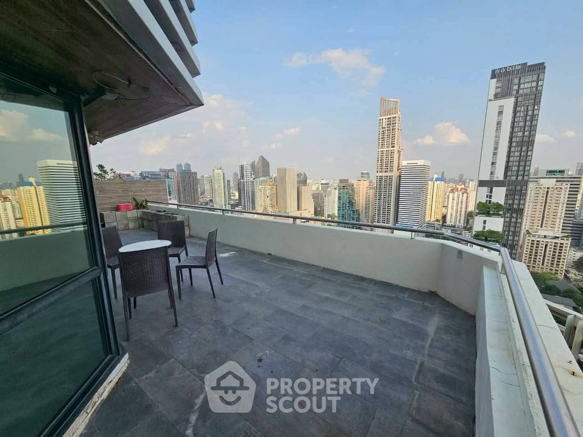 รูป คอนโด 1-ห้องนอน ที่ สุขุมวิท สวีท คอนโดมิเนียม ใกล้ BTS นานา (ID 2771339) - รูปที่ 2/8