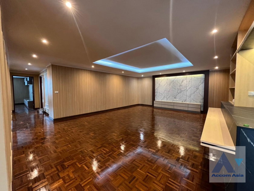 picture 🔼🔽 AccomA 📩  3 BR Condominium @The Concord (AA40676) - 3/18