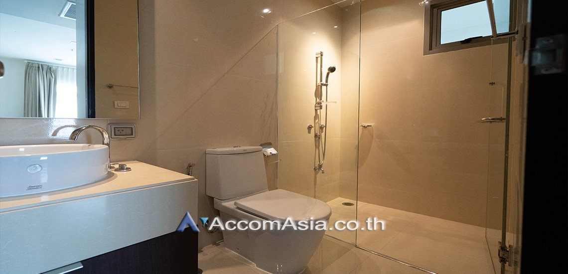 picture 🔼🔽 AccomA 📩 Pet friendly 3 BR Condominium @The Madison (AA21732) - 10/12