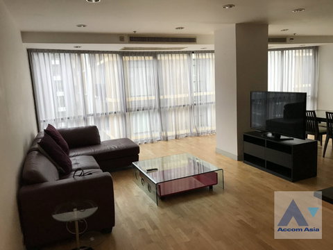 🔼🔽 AccomA 📩  2 BR Condominium @The Royal Place 1 (AA45768)