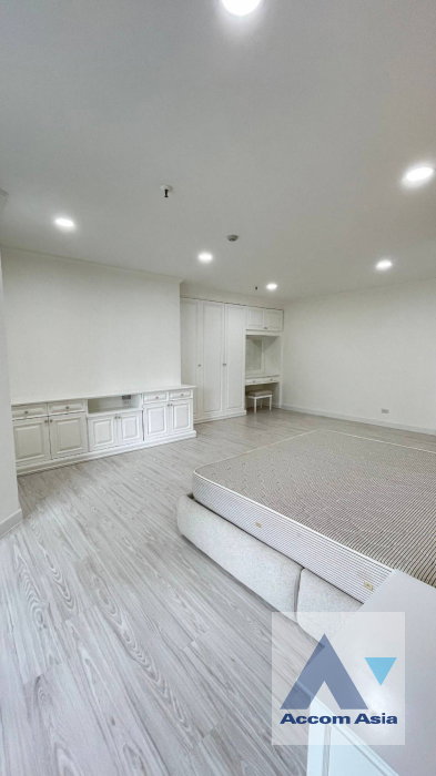รูป 🔼🔽 AccomA 📩  3 BR Condominium @Fifty Fifth Tower (AA41864) - รูปที่ 9/14