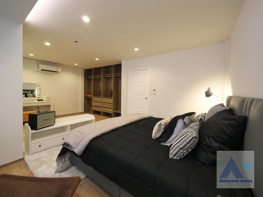 picture 🔼🔽 AccomA 📩  3 BR Townhouse in Phra Khanong Nuea (AA30404) - 8/9