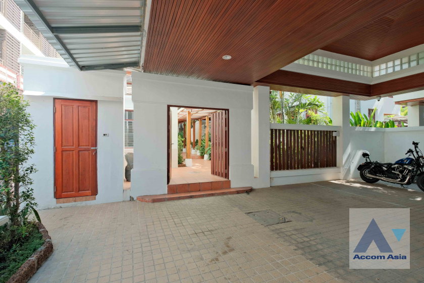 picture 🔼🔽 AccomA 📩 Home Office,Private Swimming Pool 4 BR House in Khlong Tan Nuea (66358) - 5/20