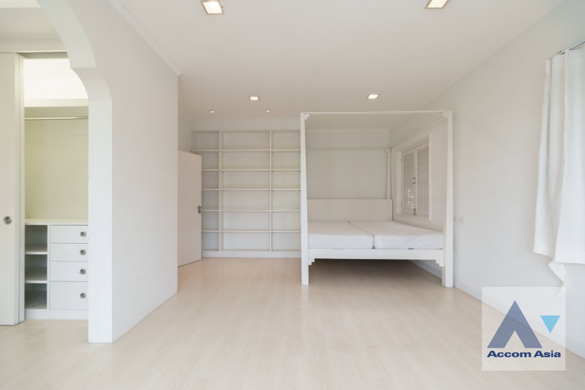 รูป 🔼🔽 AccomA 📩 Spacious 3-story townhouse with lush green space for rent in garden compound with pool (AA16507) - รูปที่ 20/20