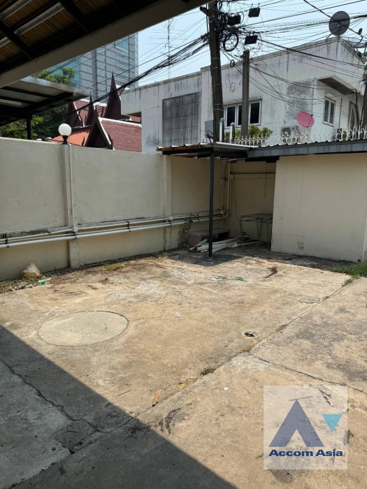 รูป 🔼🔽 AccomA 📩 Calm and spacious house for rent in Phaholyothin (AA41641) - รูปที่ 12/14