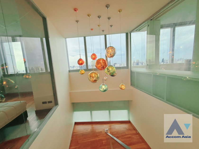 picture 🔼🔽 AccomA 📩 Penthouse Duplex with City View ( AA16215 ) - 14/20