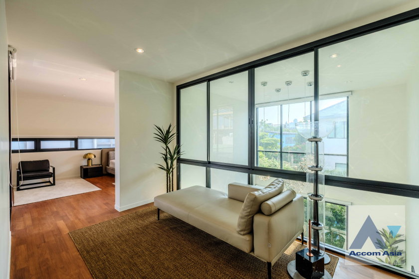 รูป 🔼🔽 AccomA 📩  4 BR House in Khlong Toei Nuea (AA35388) - รูปที่ 10/20
