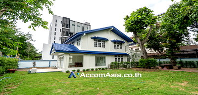 Houses for rent Soi Thonglor (Sukhumvit 55) : 🔼🔽 AccomA 📩 Pet friendly,Home Office 4 BR House in Khlong Tan Nuea (1715610)
