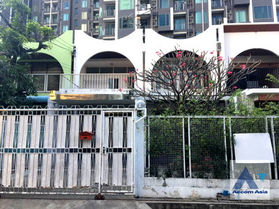 Houses for rent BTS Thong Lo (Thong Lor) : 🔼🔽 AccomA 📩  3 BR House in Khlong Tan Nuea (2312208)